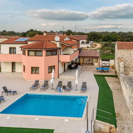 Sara&toni Villa Galižana